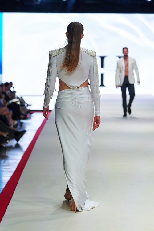 BÍLÉ PERLOVÉ ŠATY